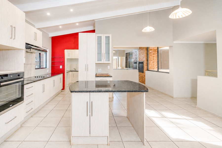 3 Bedroom Property for Sale in Magalies Golf Estate North West